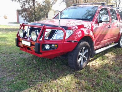 Navara D40 (Smooth OE Bumper) Deluxe Commercial Bull Bar